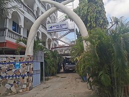 White Rhino Hotel Mombasa