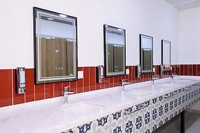 Beshic Hostel