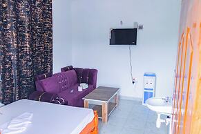 Yomoke Hotel Miritini