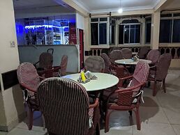 Yomoke Hotel Miritini