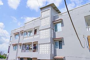 Yomoke Hotel Miritini