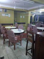 Yomoke Hotel Miritini