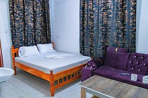 Yomoke Hotel Miritini