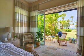 The Beach View Playabonita Beachfront Pool