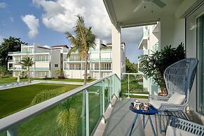 3BR Beach Condo Lakeview Playabonita Pool LUX