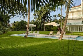 3BR Beach Condo Lakeview Playabonita Pool LUX