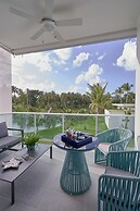 3BR Beach Condo Lakeview Playabonita Pool LUX