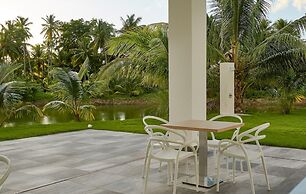 3BR Beach Condo Lakeview Playabonita Pool LUX