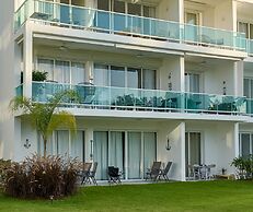 3BR Beach Condo Lakeview Playabonita Pool LUX