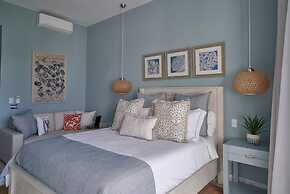 3BR Beach Condo Lakeview Playabonita Pool LUX