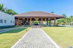 3BR Beach Condo Lakeview Playabonita Pool LUX
