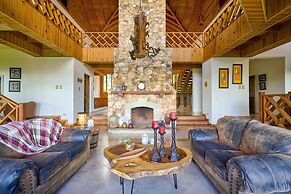 4BR Wood Mountain Villa Jarabacoa Heated Pool