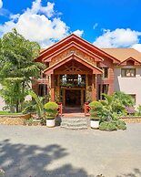 4BR Wood Mountain Villa Jarabacoa Heated Pool