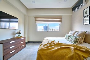 Piantini Views Downtown SD Gym Lounge Pool