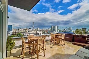 Piantini Views Downtown SD Gym Lounge Pool