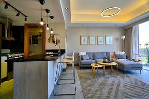 Piantini Views Downtown SD Gym Lounge Pool