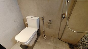 Everest Inn Chakan