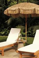 Isla Clara Hotel