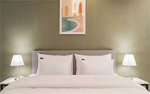 Page 9 Hotel