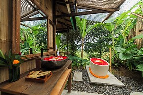 LeLangit Eco Cabin