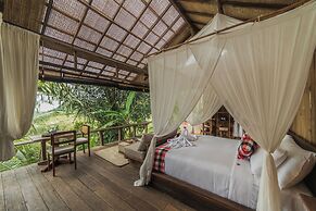 LeLangit Eco Cabin