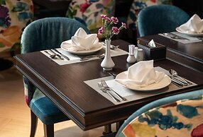 Luxe Paradise Suites Hotel & Spa