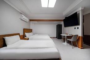Prima Hotel