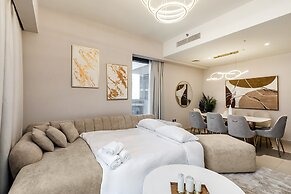 Burj View Stylish 3BR with Maids Room