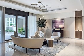 Burj View Stylish 3BR with Maids Room