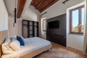 Large 6-Bed Stay near the Colosseum