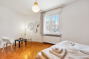 The Arco Round House