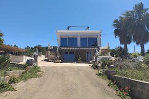 Felloniche Studio Sea View
