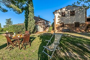 Amazing Chianti Site Pini Shared Pool