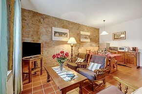 Charming Borgo Ciclamino Pool Activities