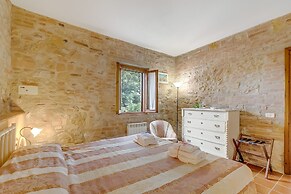Charming Borgo Ciclamino Pool Activities