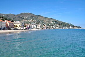 Casa Amorosa Town Relax Alassio