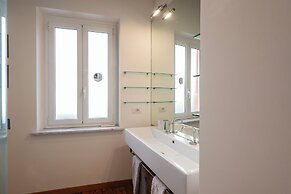 Trastevere Luxury Panoramic Apartment