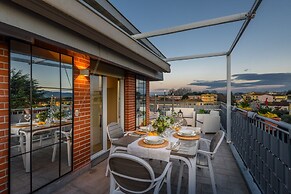 The Sunwall Loft in Lucca
