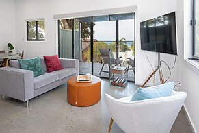 Luxe on Seacrest