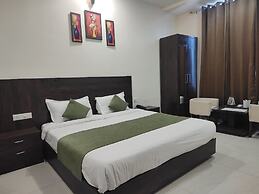 Foxoso Heights Tapovan