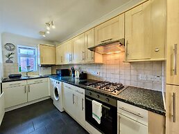 Charming 2-bedroom Flat in London