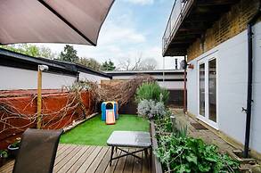 Charming Ground Floor Flat in Twickenham