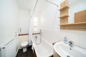 Charming 2-bedroom House in Northfleet