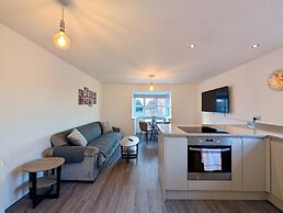 Charming and Modern 1-bedroom Flat