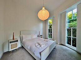 Elegant 2-bed Flat in Shenfield