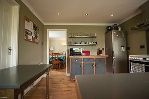 Spacious Home Near Porthtowan Beach