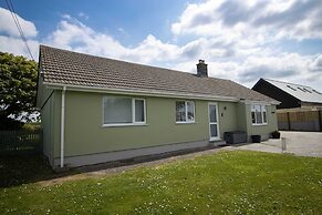 Spacious Home Near Porthtowan Beach