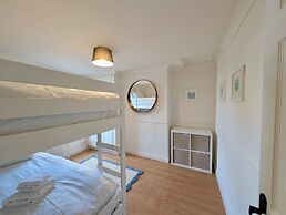 Charming Two-bedroom Home in London