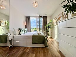 Amazing Flat With Free Parking and Balcony