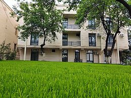 SHOHI ZINDA HOTEL